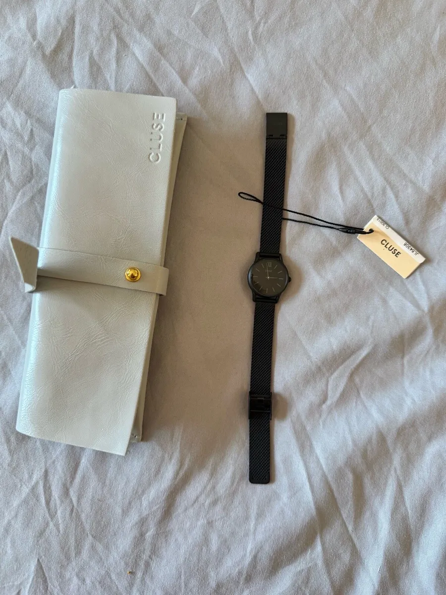 Brand new CLUSE watch, black and grey, with pouch - Image 1