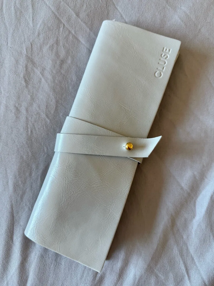 Brand new CLUSE watch, black and grey, with pouch - Image 3