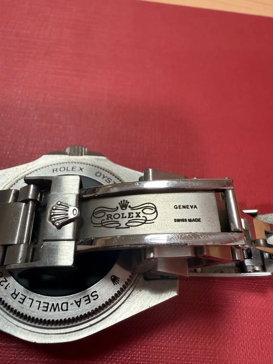 Men’s Watch - Image 3