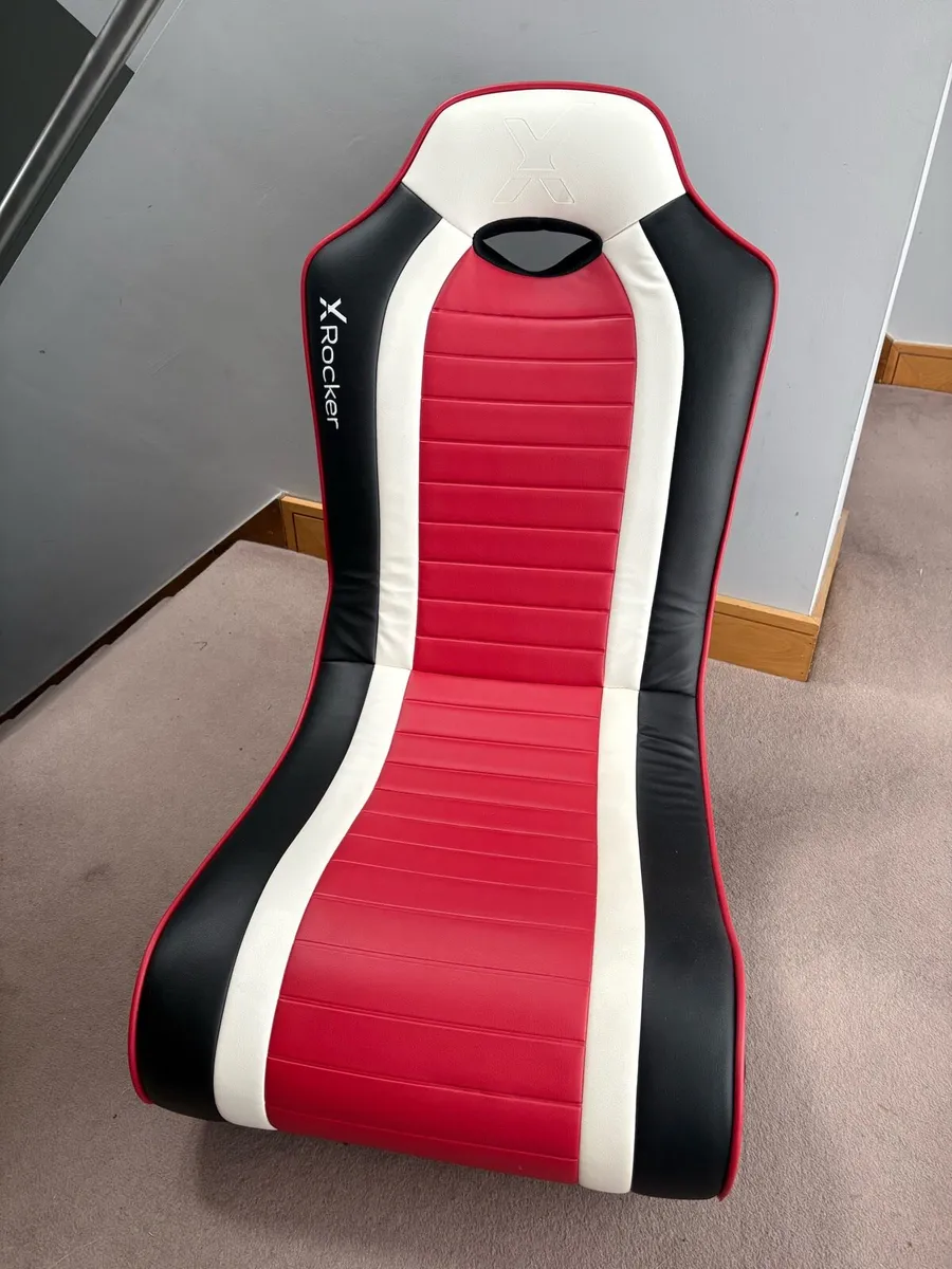 Gaming chair - Image 1