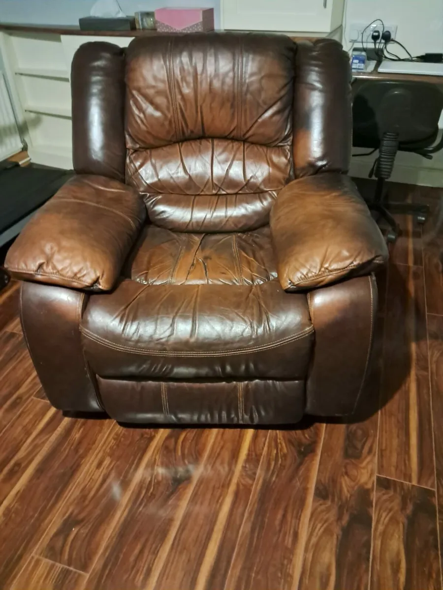 Leather armchair - Image 2
