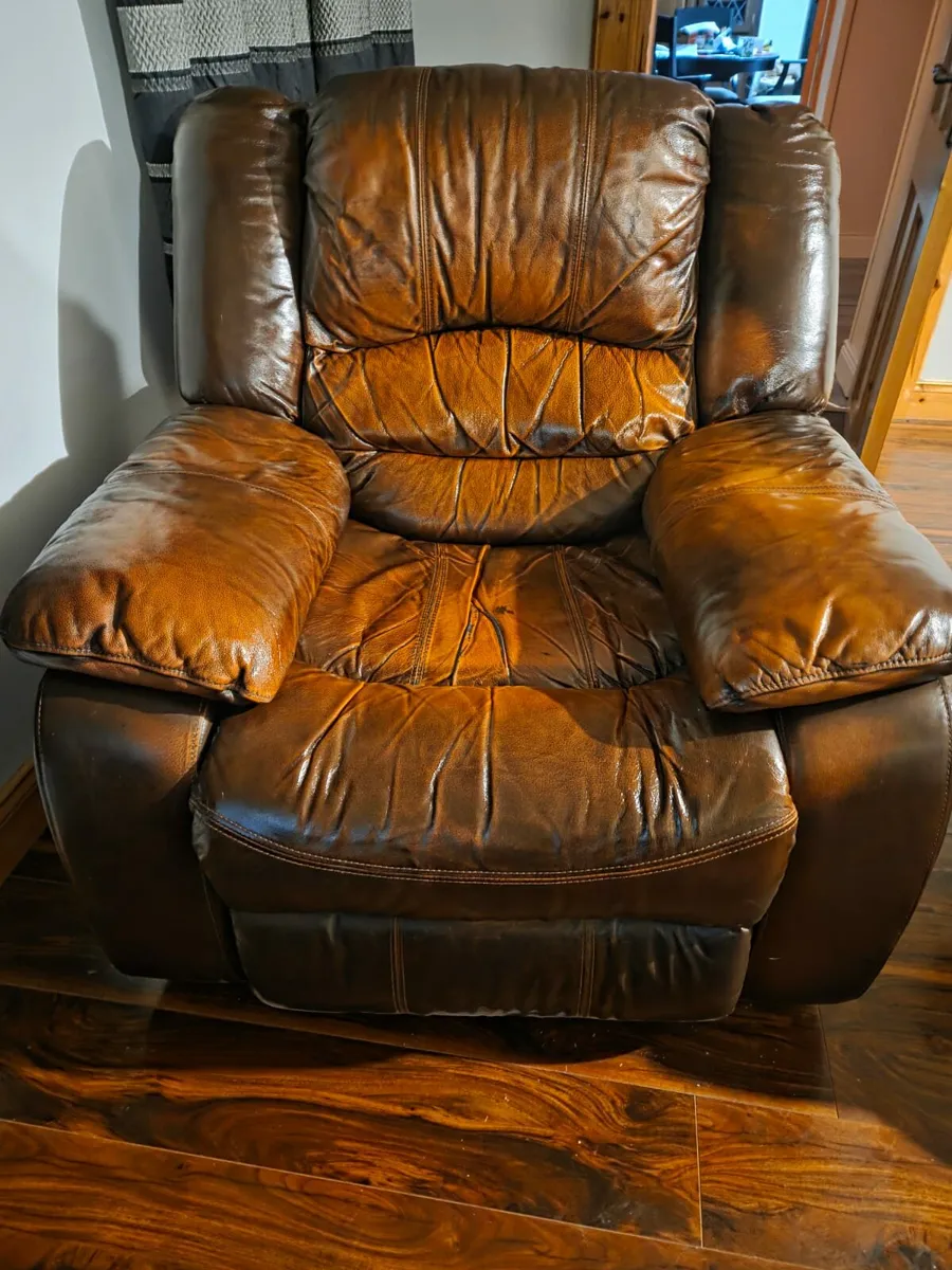Leather armchair - Image 3