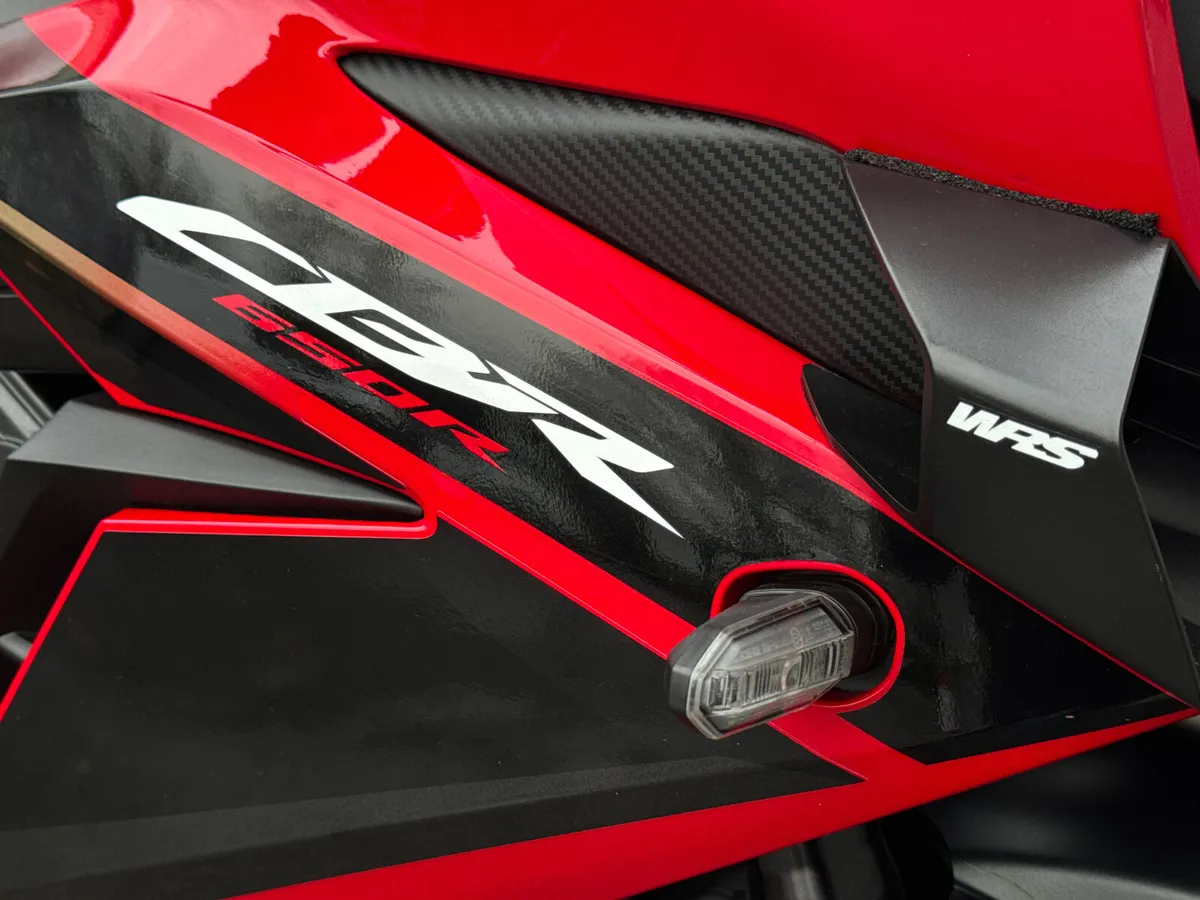 Honda CBR650R 2023 - Image 4