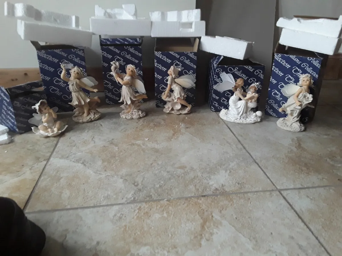 Selection of fairy figurines - Image 3