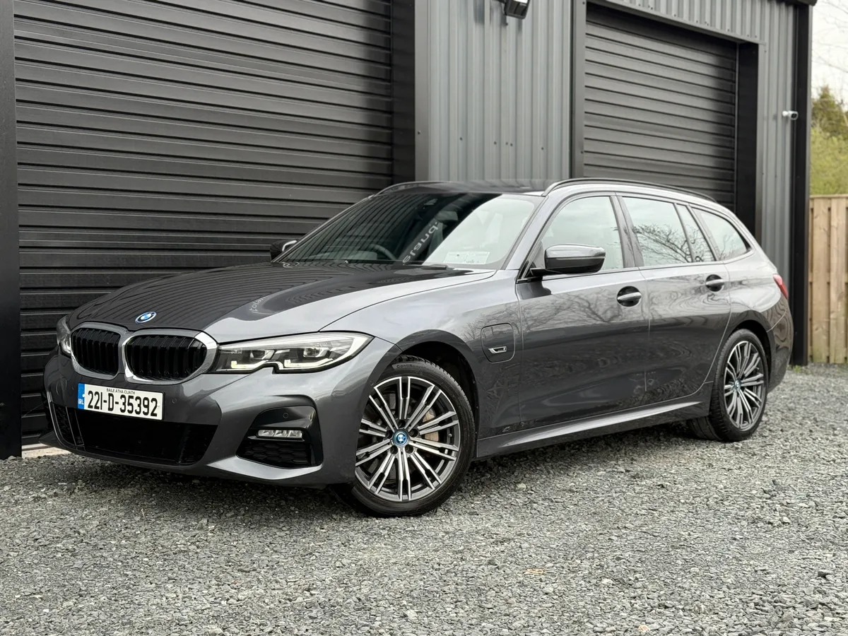 BMW 3-Series M-Sport 2022 Touring - Image 1