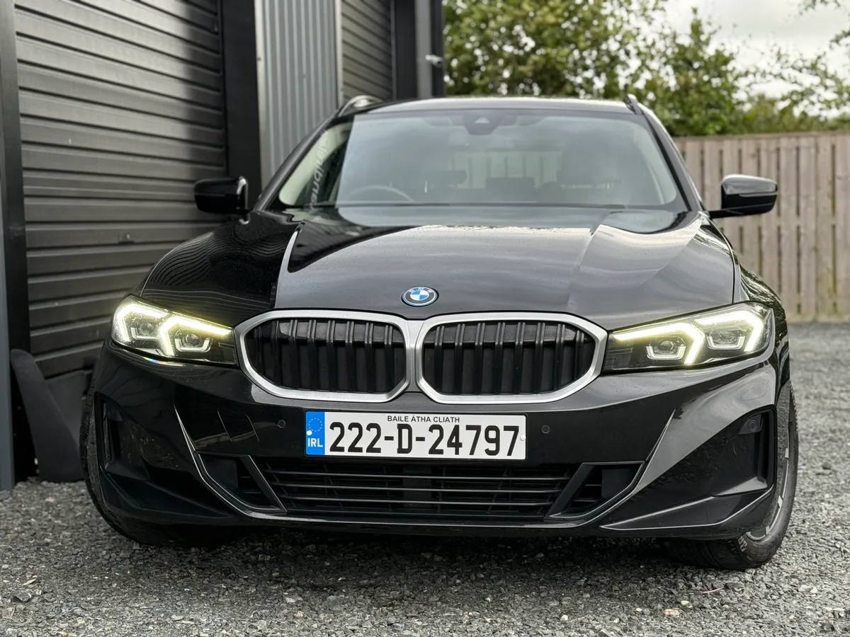 222 Bmw 330e Sport Touring New Model - Image 2