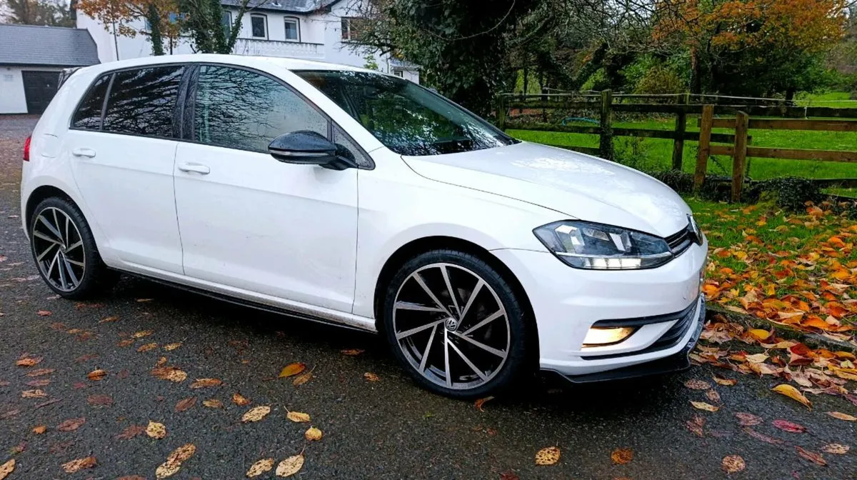 2018 VW Golf Diesel - Image 1