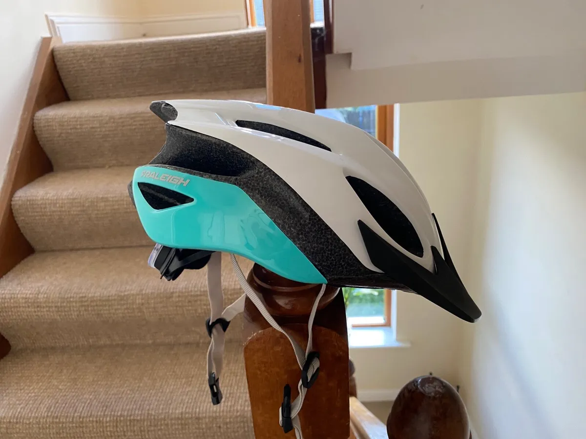 Female cycle gear - Image 1