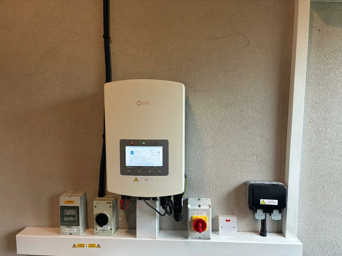 Solis 5kw hybrid DIY kit 5kwh battery - Image 1