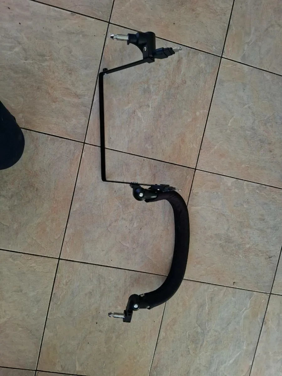 Out n About Carrycot - Image 2