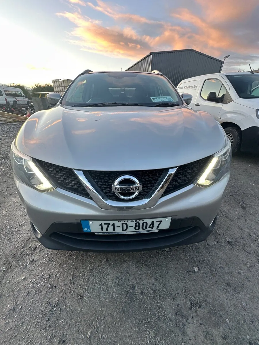 Nissan QashQai - Image 1
