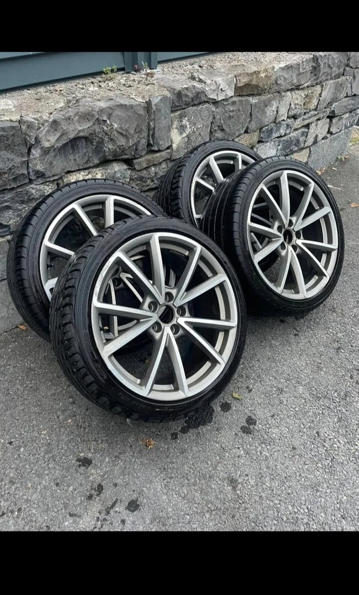 5x112 genuine alloys - Image 1
