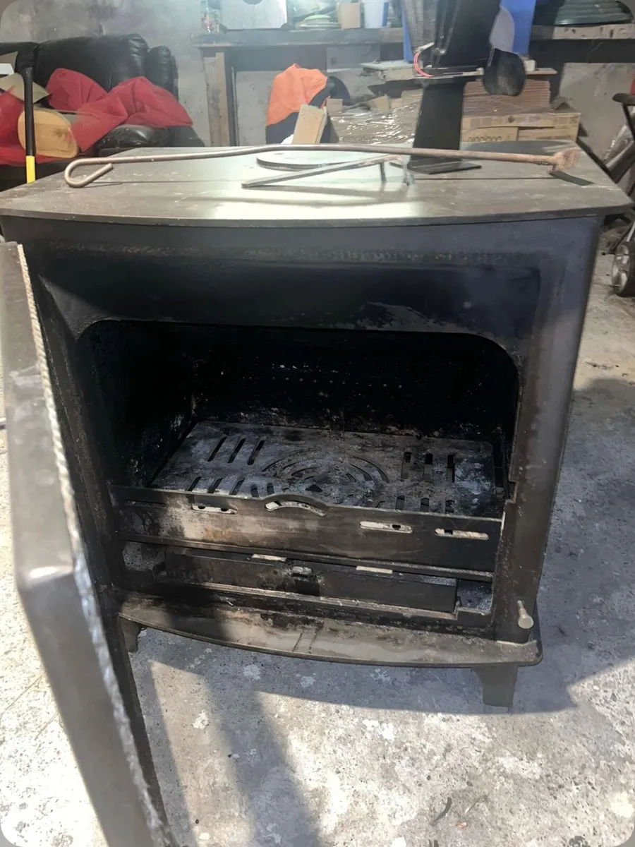 Stove - Image 2