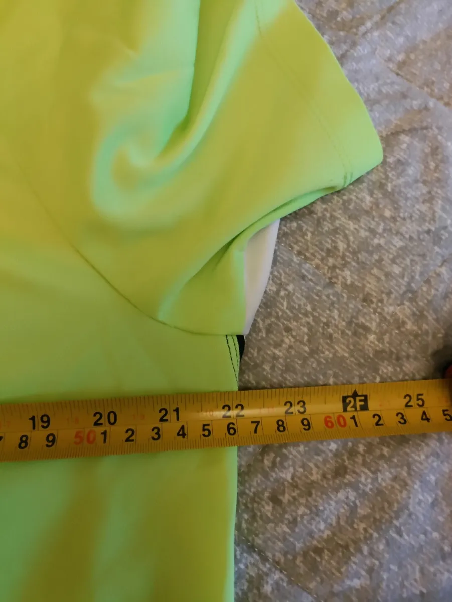 J.Lindeberg Golf polo shirt XL - Image 3