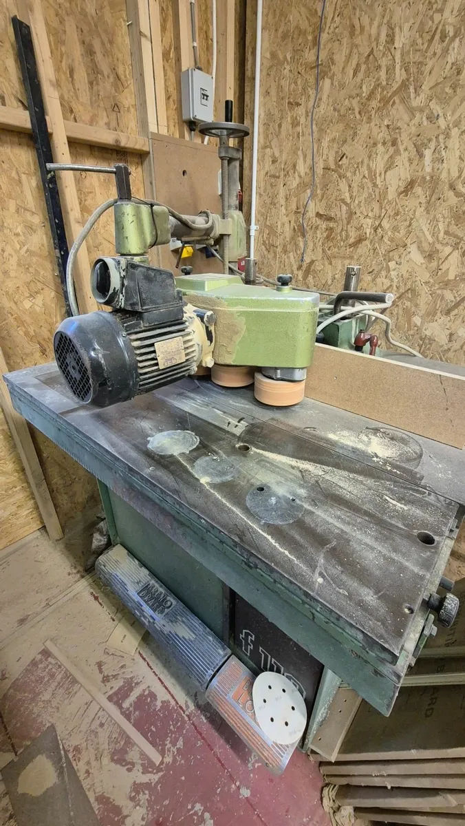 Heavy-Duty Spindle Moulder (Shaper) with Power Fee - Image 2