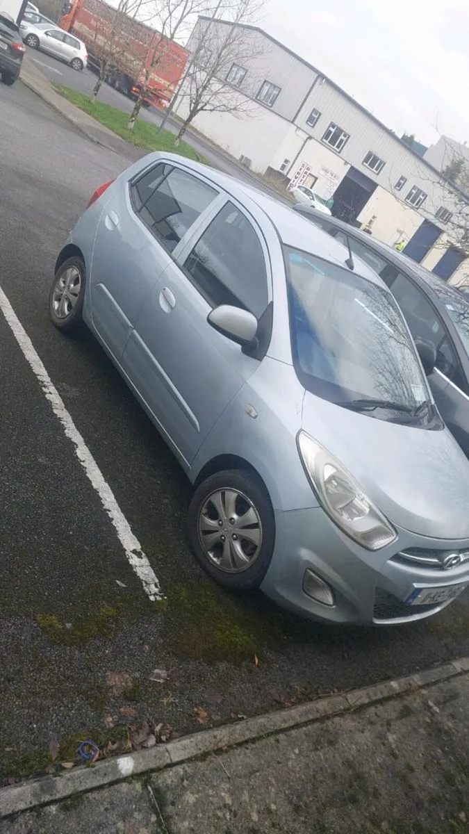 Hundai i10 2011fresh nct+tax Very low mileage - Image 4