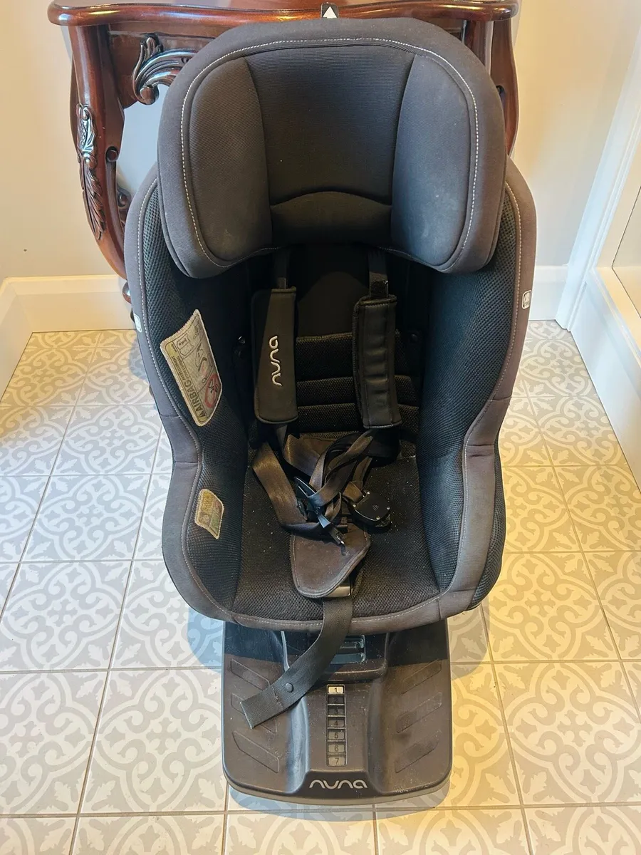 Car seat booster child buggy - Image 1