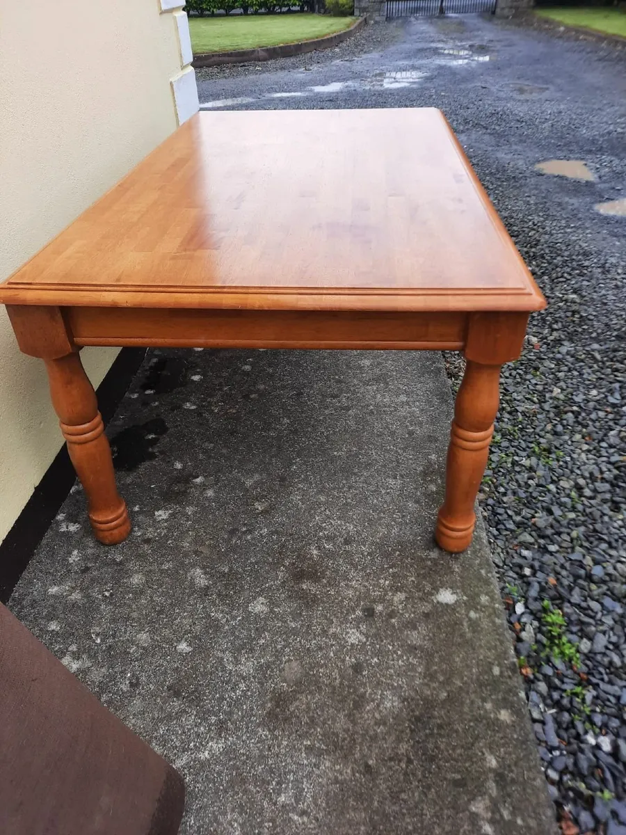Quality kitchen table - Image 1