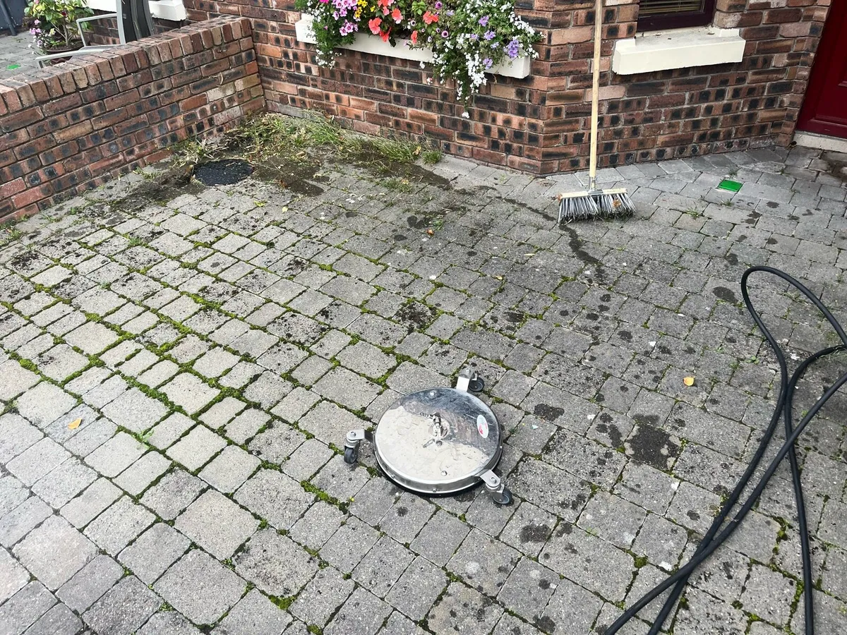Pressure Washing Services - Image 4