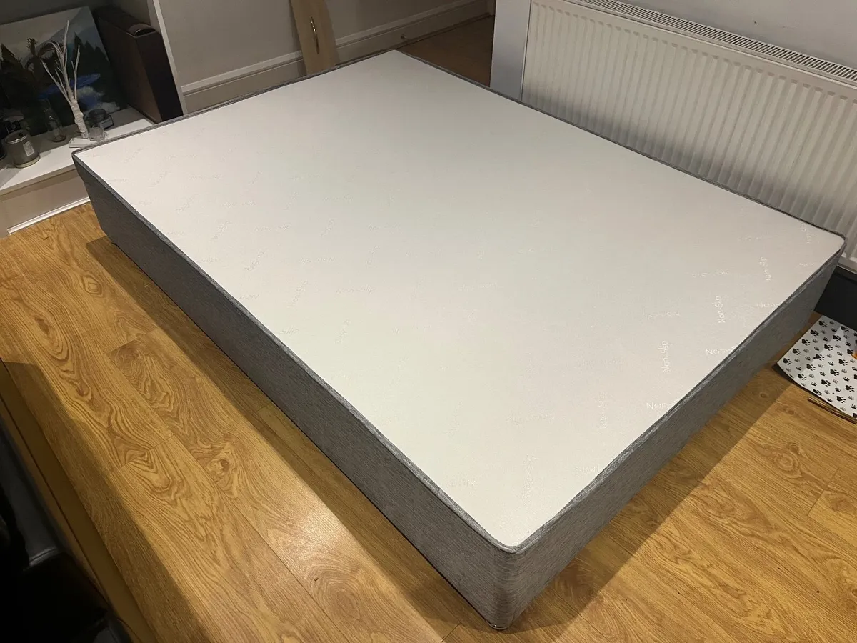 Bed Frame and Headboard - Image 3