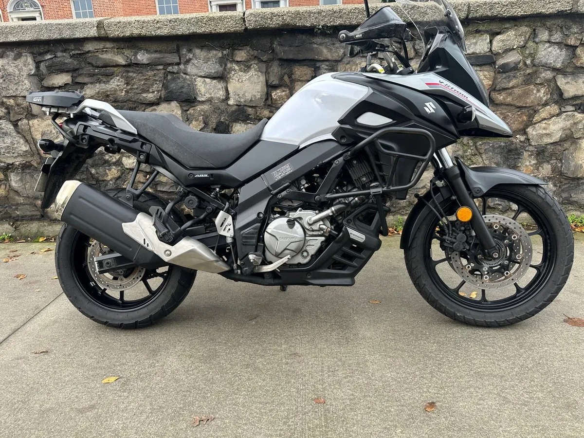 Suzuki V strom DL 650 - Image 1