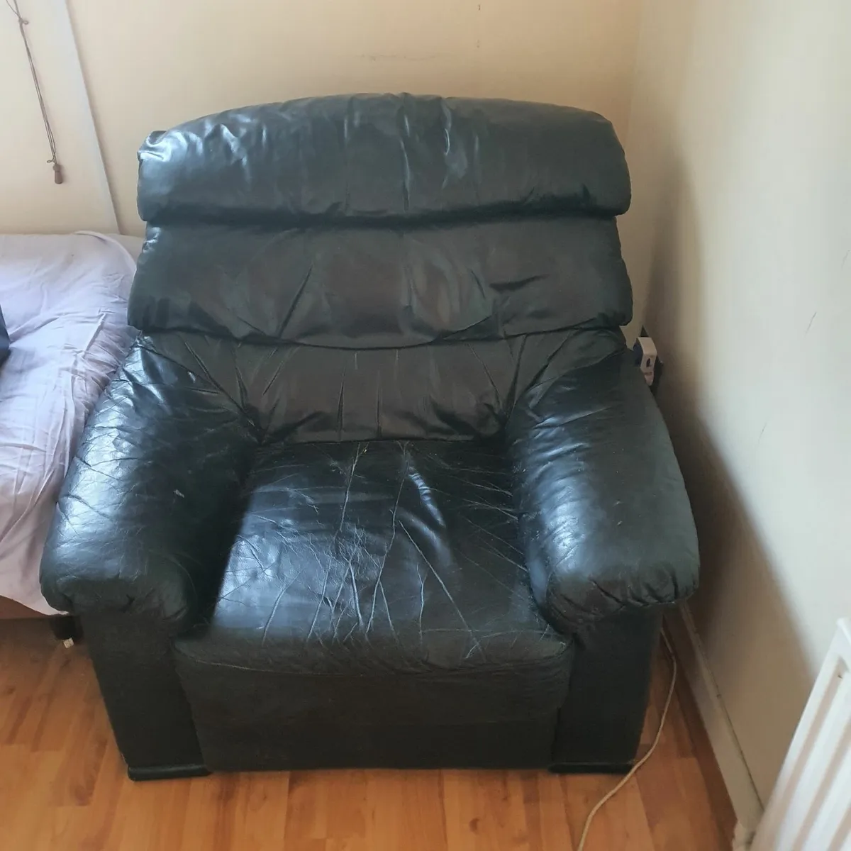 1 seat couch