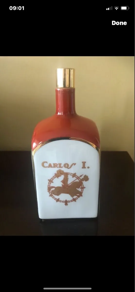 Very Rare Carlos 1 Ceramic crock - Image 1