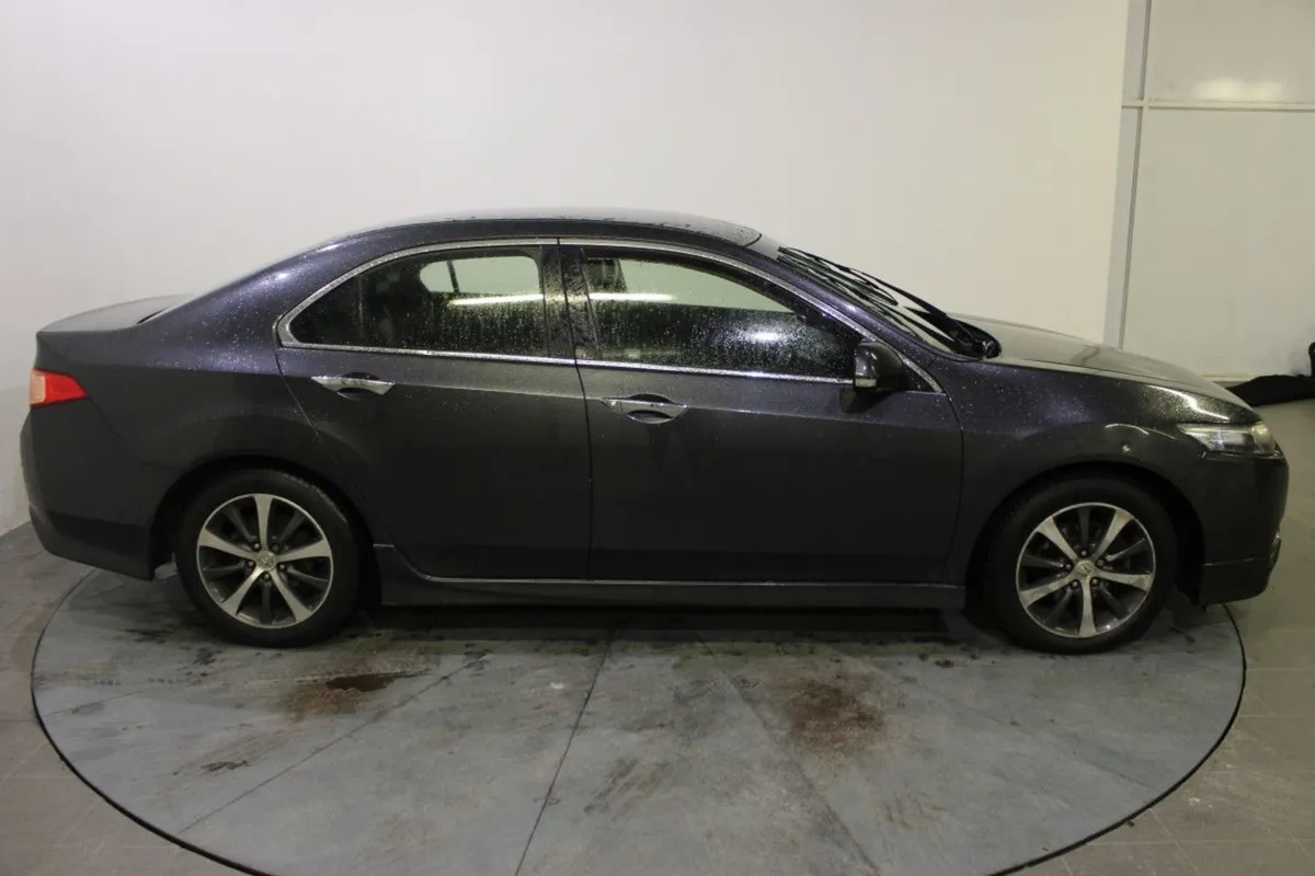 Honda Accord 2.2l Dtec ES GT 4DR - Image 3