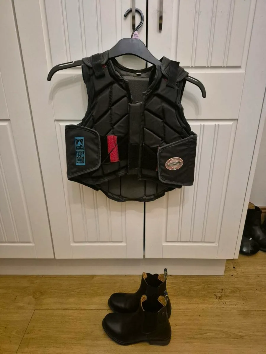 Back Protector and Horse Riding Boots. - Image 2