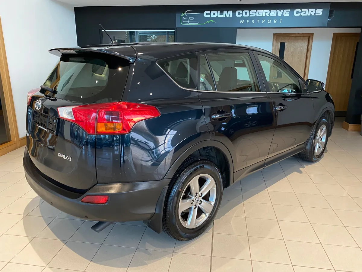 Toyota RAV4 2015 - Image 4
