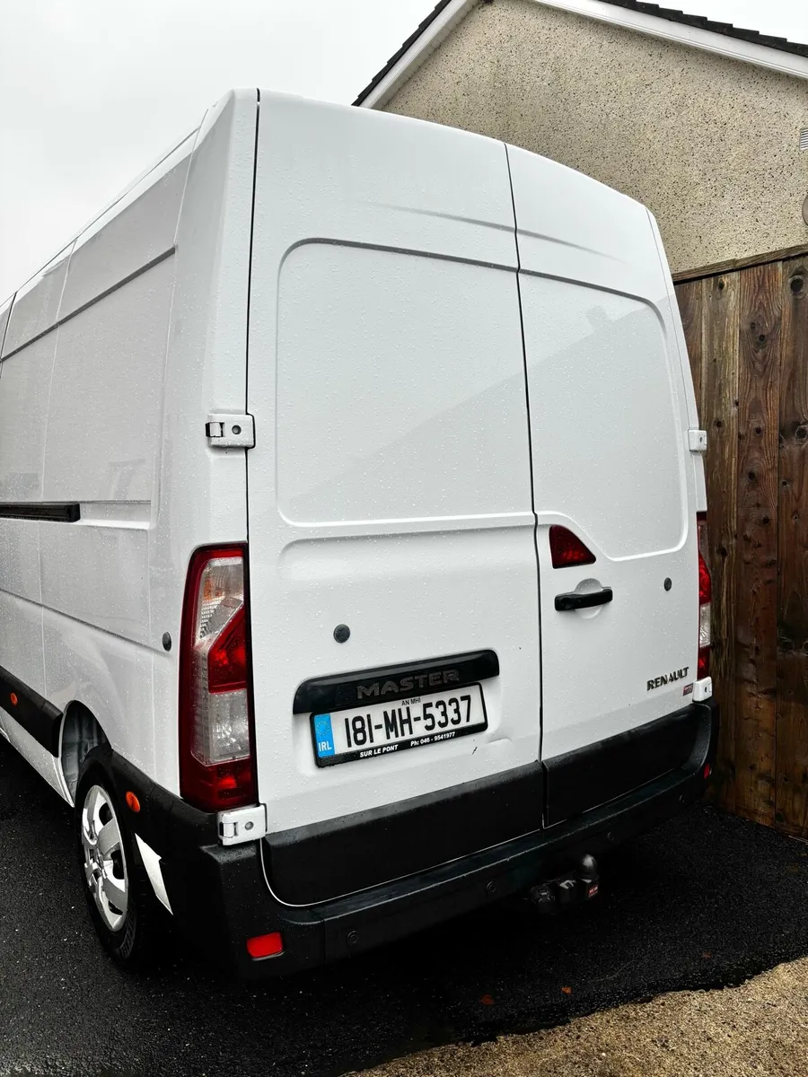 Renault Master Business + Edition (No VAT) - Image 4