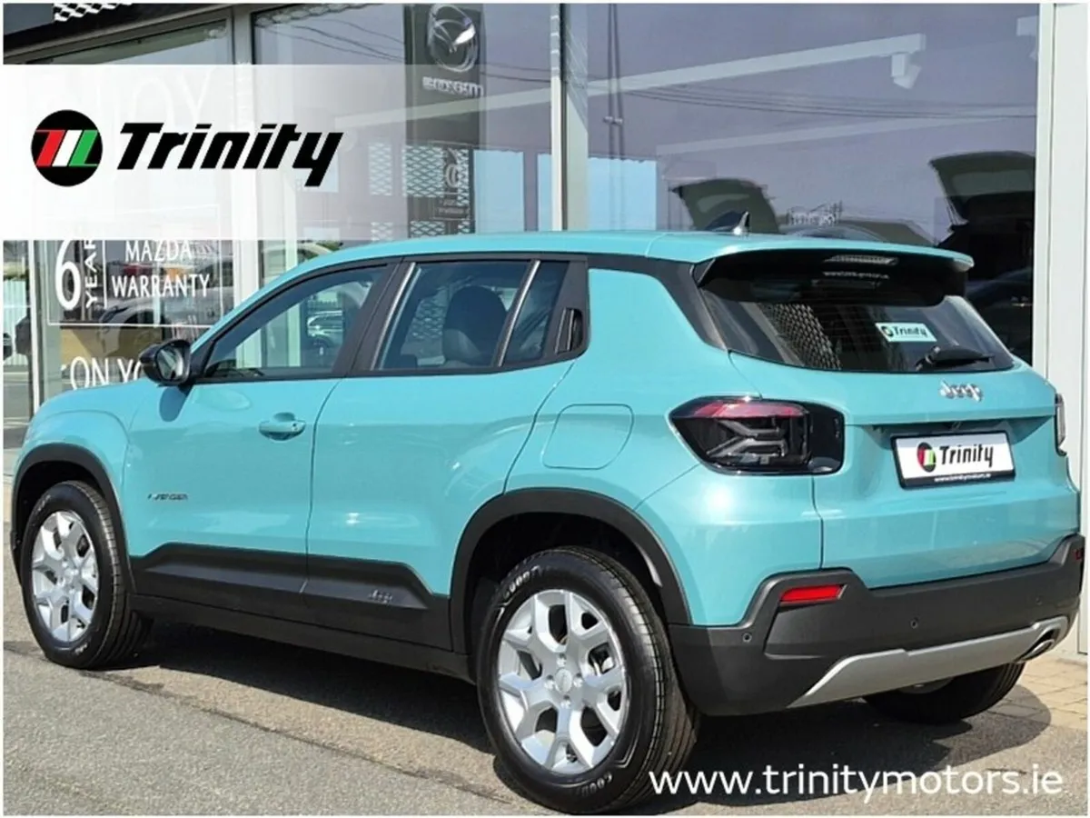 Jeep Avenger ** ALTITUDE 1.2 100BHP ** TRINITY MOT - Image 3