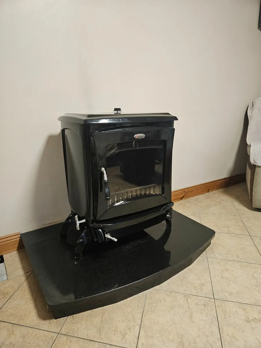 Stove - Image 2