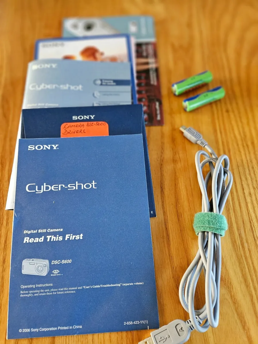 Sony digital camera - Image 4