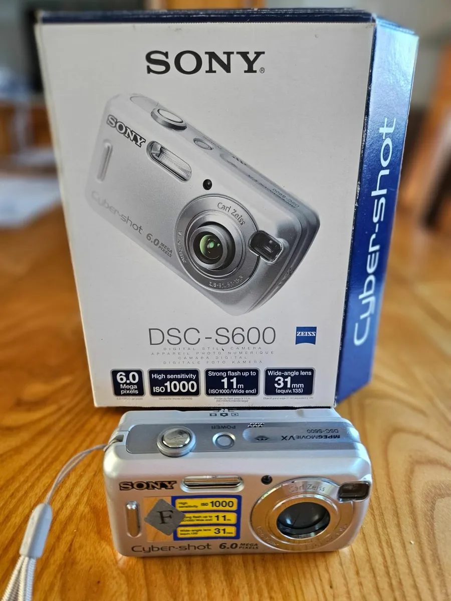 Sony digital camera - Image 1