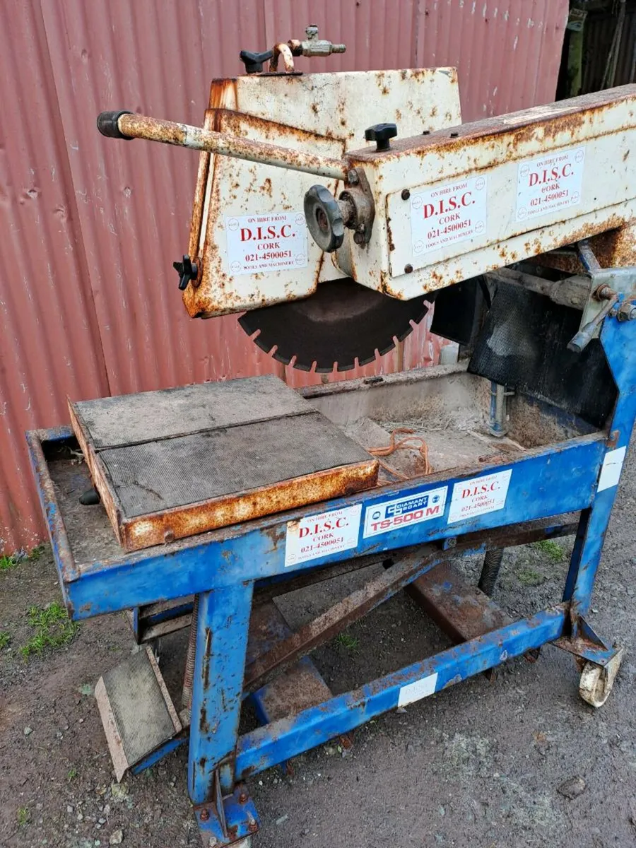 Antique stone cutter - Image 1