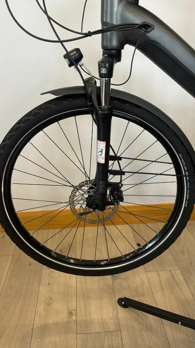 Cube Nuride Hybrid 625 Electric Bike - Image 2