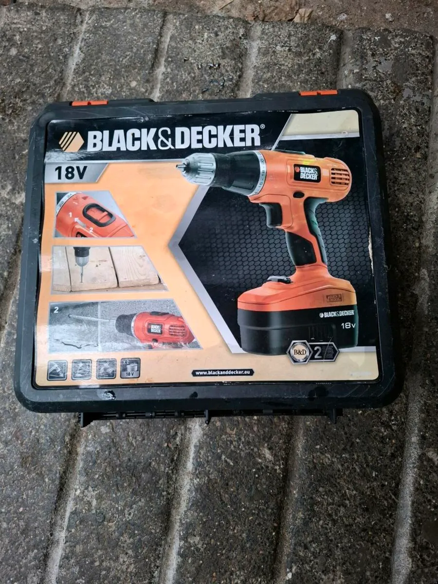 Black and decker drill and electric saw - Image 4