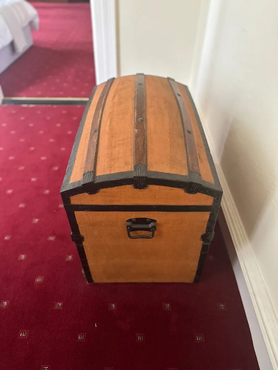 Vintage Trunk - Image 1