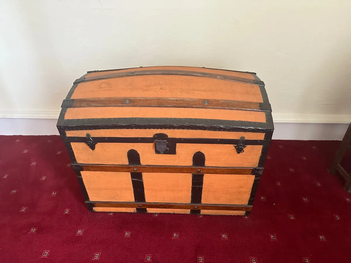 Vintage Trunk - Image 3