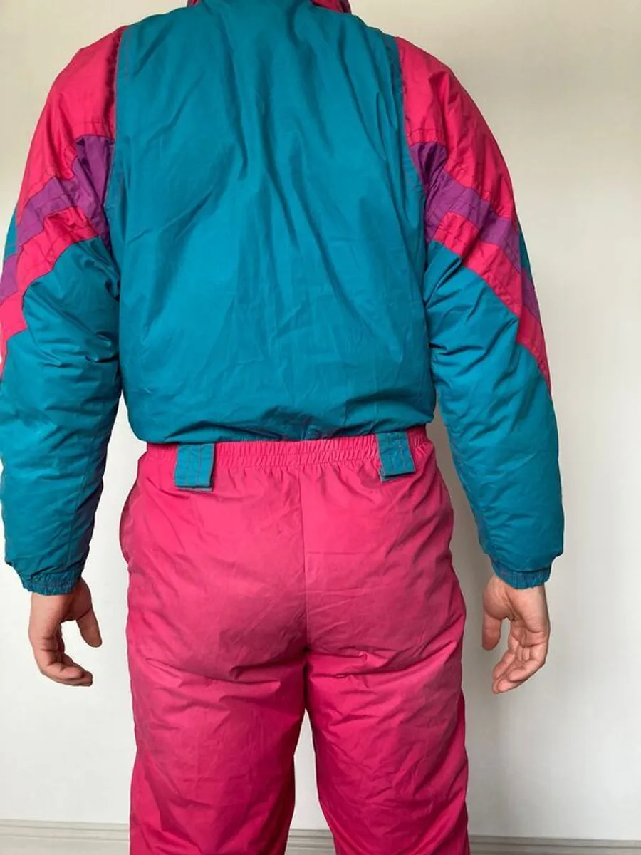 Cool Retro Vintage Ski Suit - Image 3