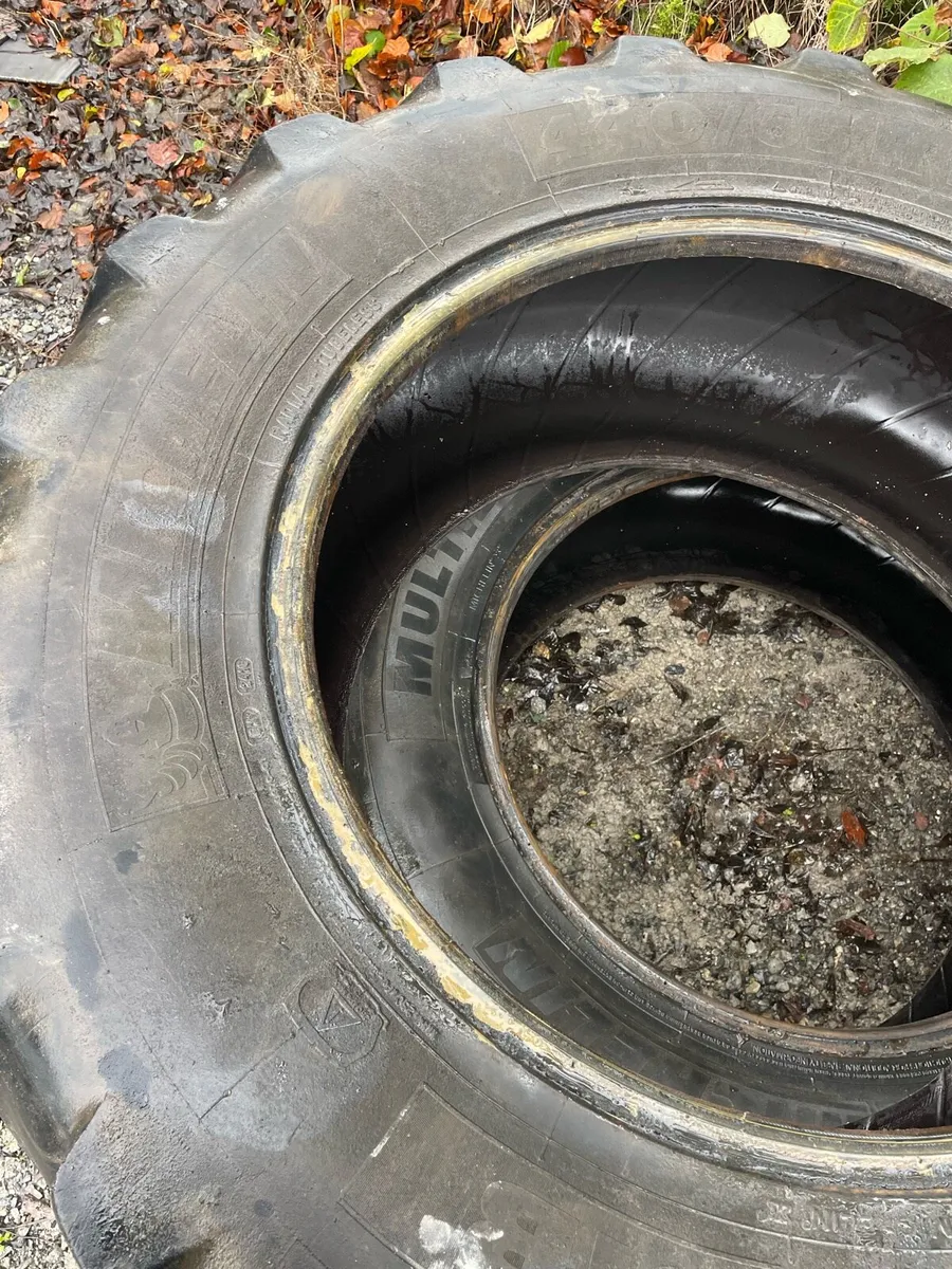 440/65/28 tractor tyres - Image 2