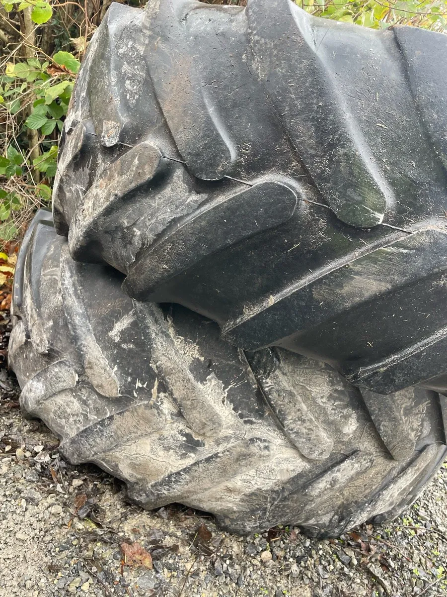 440/65/28 tractor tyres - Image 3