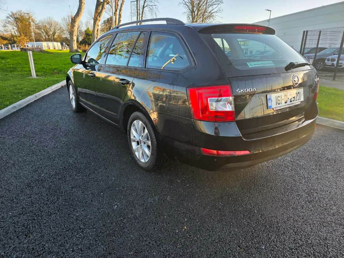 Skoda Octavia 1.6tdi estate - Image 2