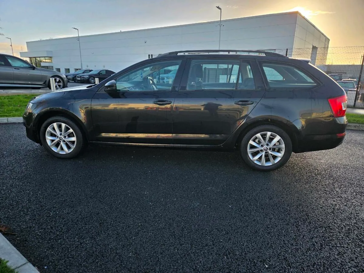 Skoda Octavia 1.6tdi estate - Image 4