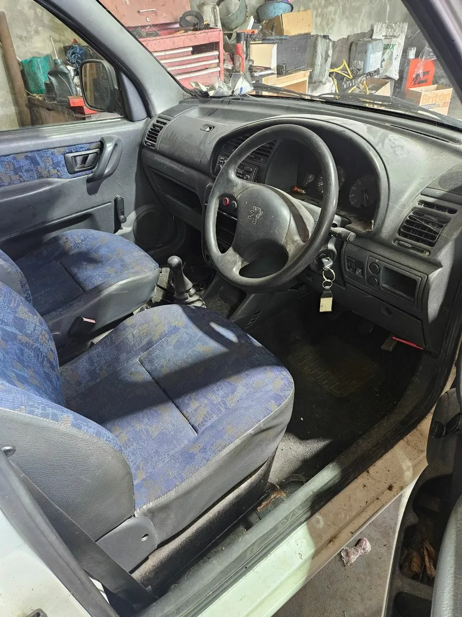 Peugeot  partner  van 00 72000 miles - Image 1