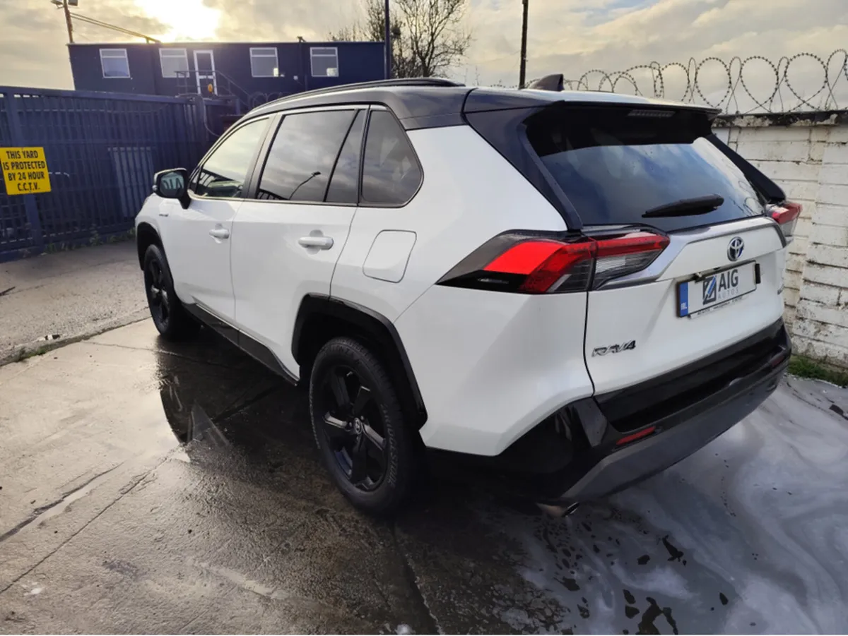 2020 Toyota Rav4 - Image 4