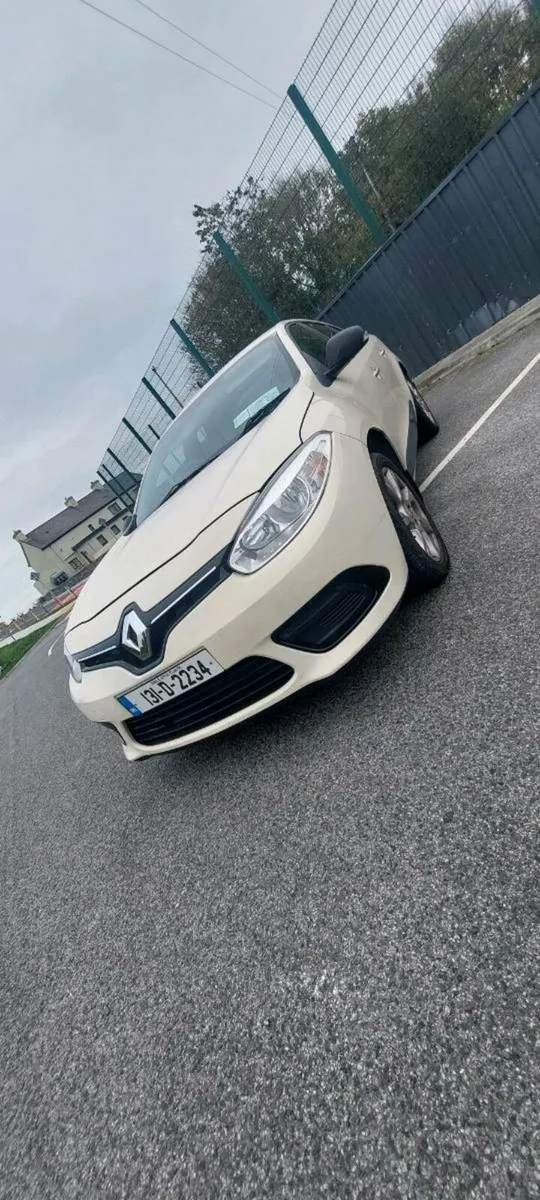 2013 renault Fluence - Image 2