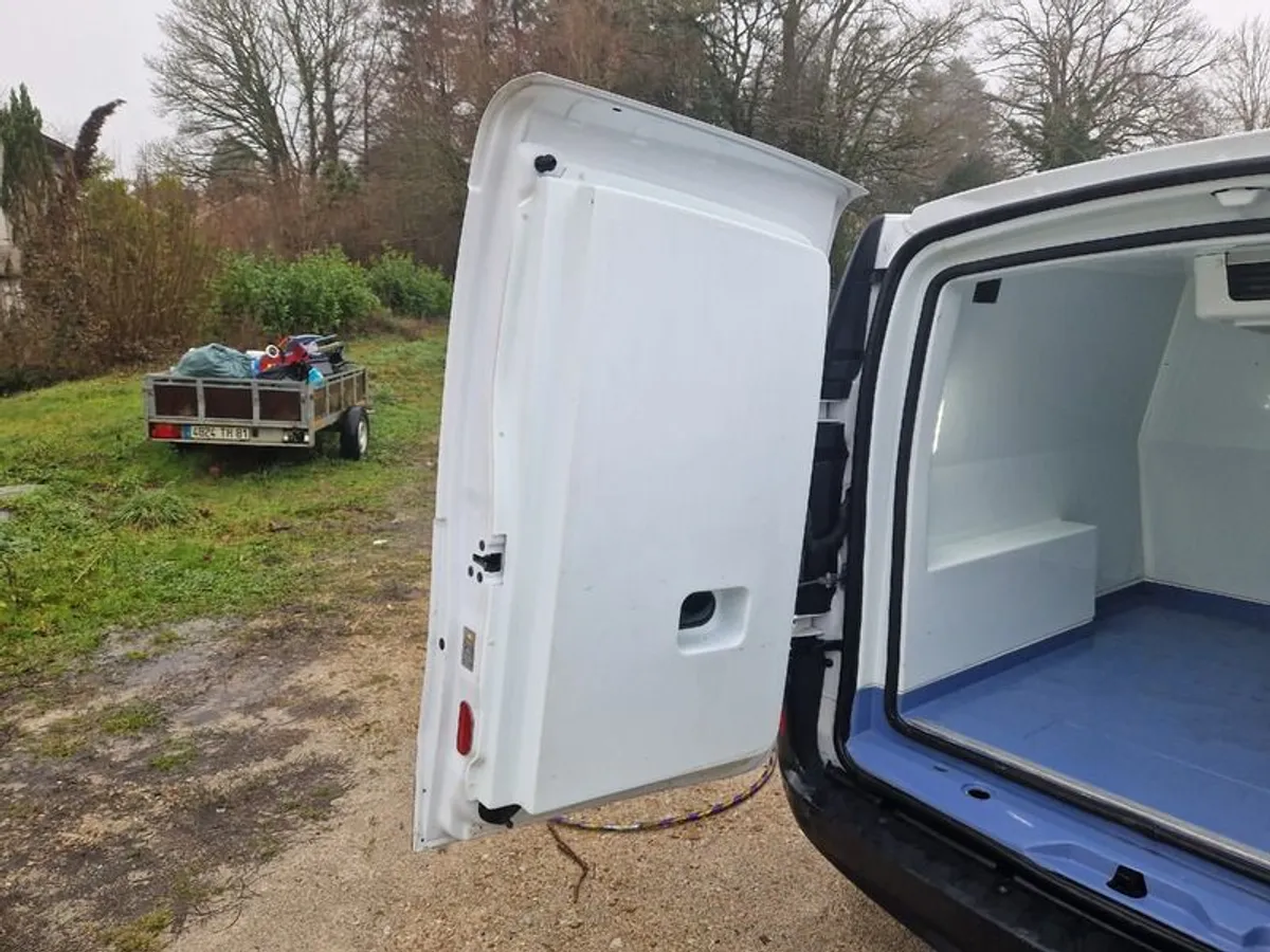 2005 Renault Kangoo - Image 3