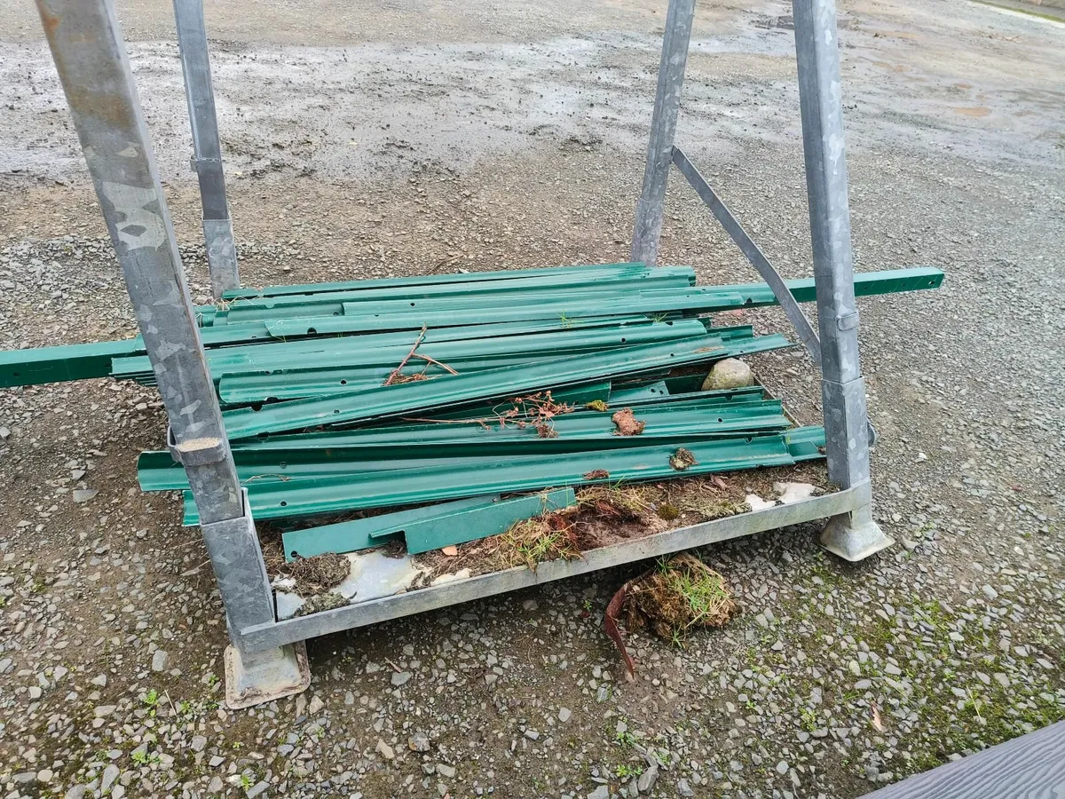 Green Palisade fencing parts - Image 3